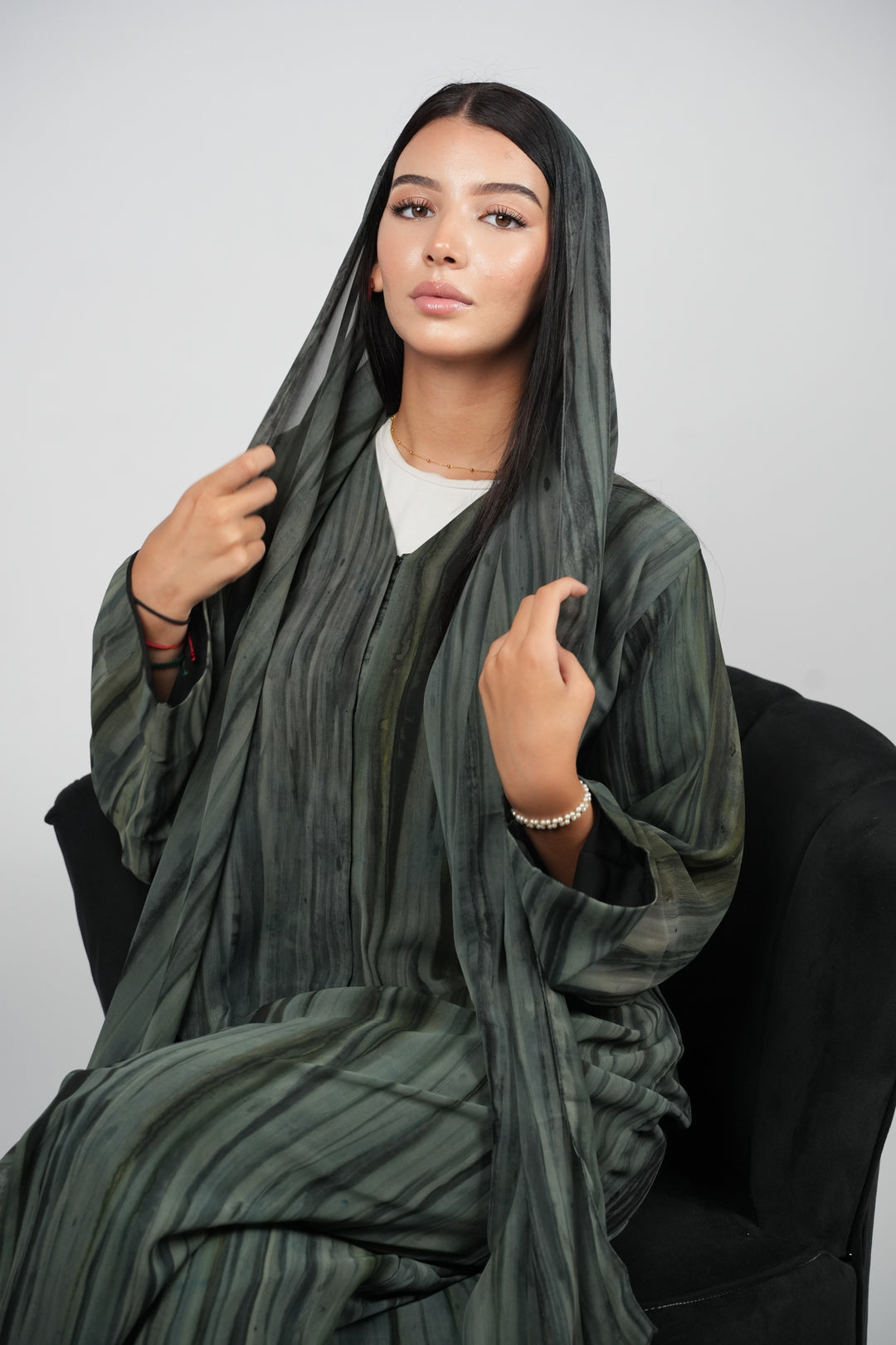 عباية شادن